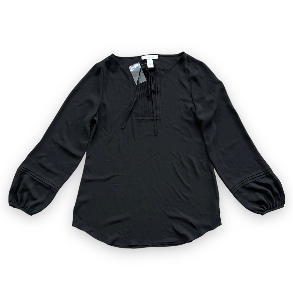 NWOT White House Black Market Black Long-Sleeve Blouse Size 2 Scoop-Neck